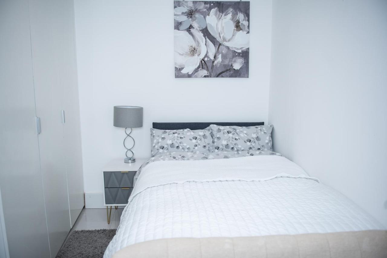 1B Apartment, 30 Mins To Oxford Street London Kültér fotó